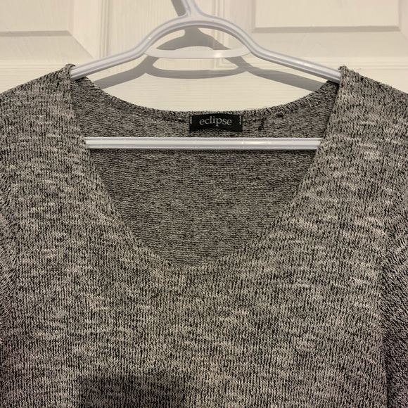 Tops - Picture 2 of 2